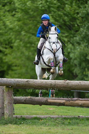 ALEXANDRA FARRAR-FRY (GBR) RIDING CRUISINGS SLAINTE MHATH COMPETING IN THE CROSS COUNTRY PHASE OF THE  CIC TWO STAR COMPETITION AT THE  2017 ROCKINGHAM CASTLE INTERNATIONAL HORSE TRIAL.