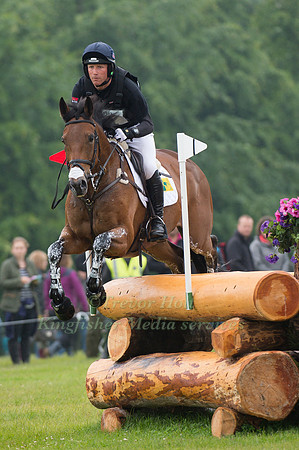 Oliver Townend (GBR) riding Dunbeau