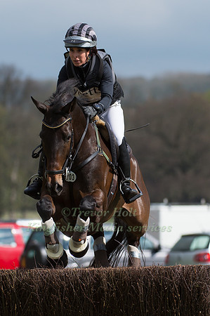 BETTINA HOY RIDING DESIGNER 10