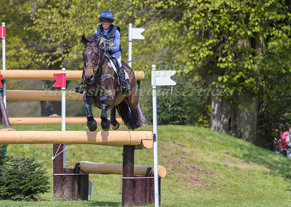 ROSALIND CANTER  (GBR) RIDING  ALLSTAR B