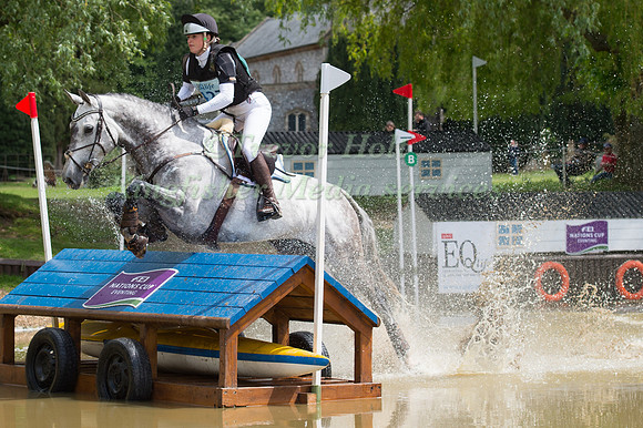Josephine  Schnaufer (GER)  riding Collien P 2