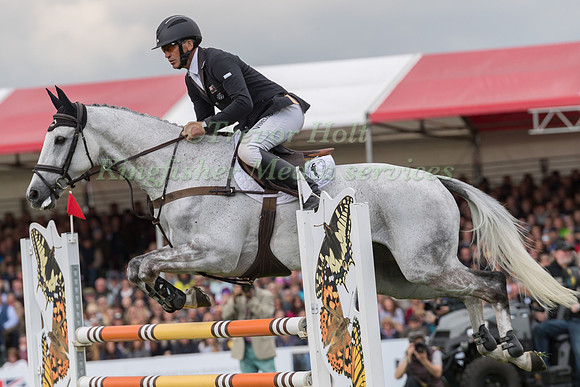 Andrew Nicholson (NZL) and  Swallow Springs