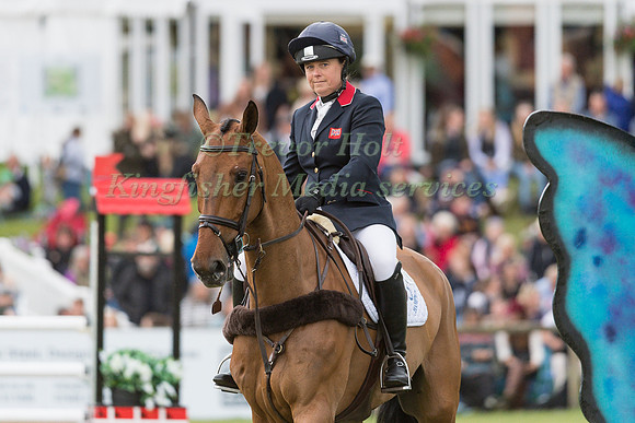 PIPPA FUNNELL (GBR) AND BILLY WALK ON