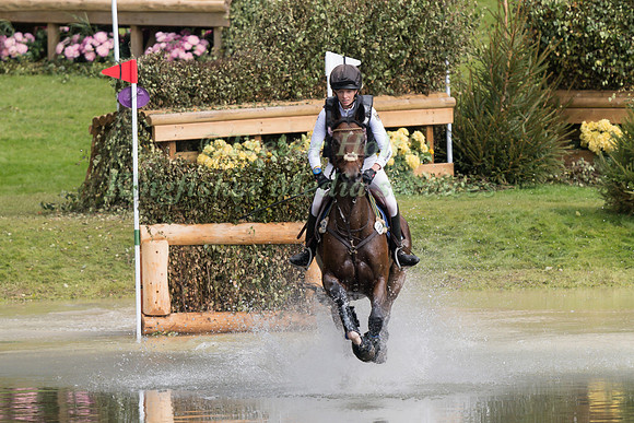 ANNA SIEMER (GER) RIDING CHLOE