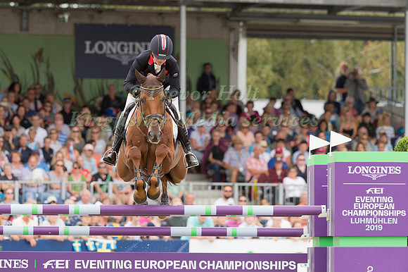 Piggy French (GBR) and Quarrycrest Echo