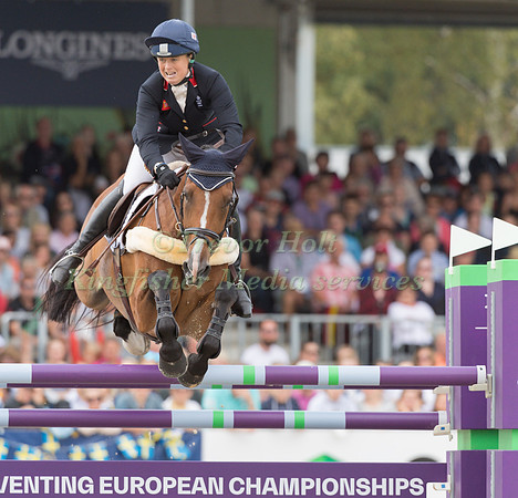 Pippa Funnell (GBR) and Majas Hope