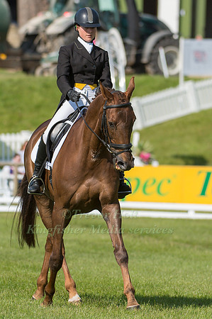 Alex Postolowsky (GBR) riding Islanmore Ginger