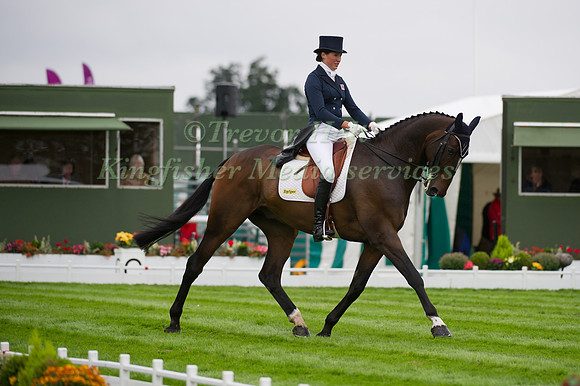 Rebecca Crosbie-Starling and Paddy's Gold