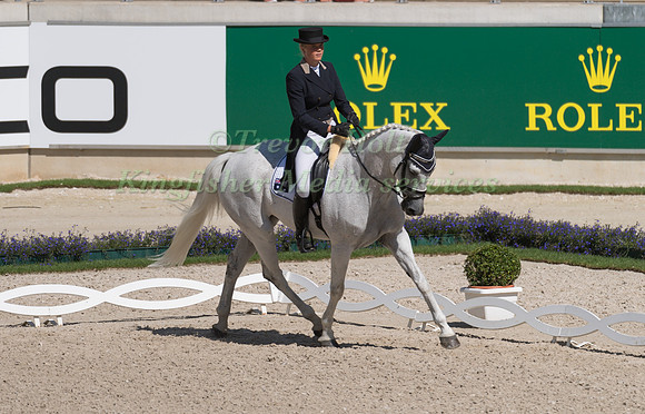 ISABEL ENGLISH (AUS) AND FELDALE MOUSE