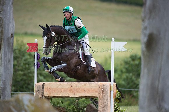 Alexander Whewall (GBR) riding W. Iridium
