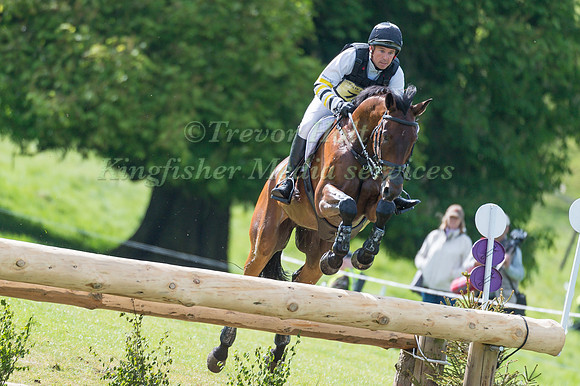 SAM  GRIFFITHS (AUS) RIDING  BEAUREPAIRE NEMO COMPETING IN THE CROSS COUNTRY PHASE OF THE  CIC THREE STAR COMPETITION AT THE  2017 DODSON AND HORRELL CHATSWORTH INTERNATIONAL HORSE TRIAL.