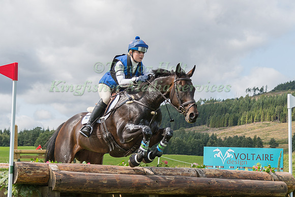 SOPHIE PLATT (GBR) AND BE BE III
