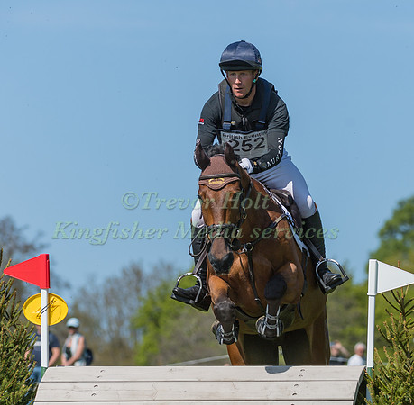 OLIVER TOWNEND RIDING  DOLMEN DEBENTURE