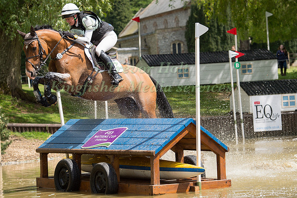 Gaby  Cooke (GBR)  riding Saunders Lady