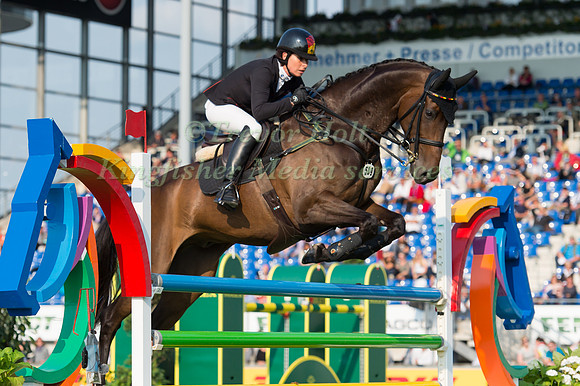 Bettina Hoy (GER) and Designer 10