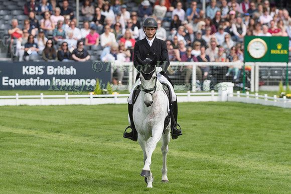 Christoph Wahler (GER) and Carjatan S