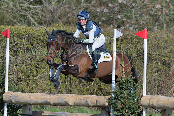 NICOLA WILSON RIDING LEVITATE IN THE CCI-S 3 STAR CROSS COUNTRY