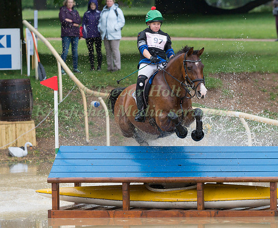 LAUREN YALLOP (GBR) AND INPETTO VAN DE KOUTERHOEVE