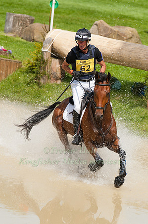 Mark Todd and Leonidas II