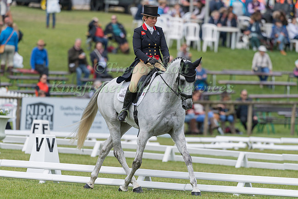KITTY KING (GBR) AND VENDREDI BIATS