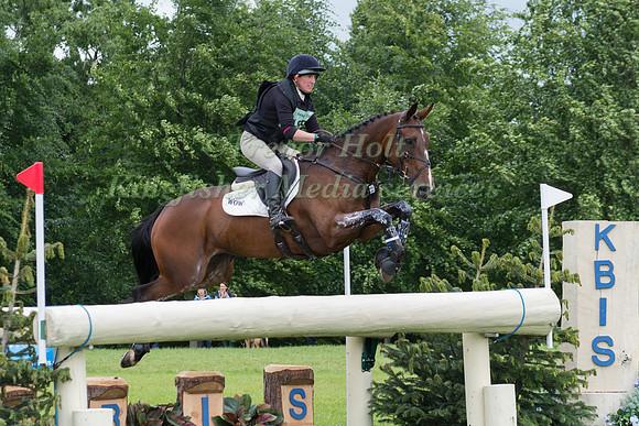 KATIE MAGEE (GBR) AND DOLLARNEY TAKING PART IN THE CROSS COUNTRY PHASE OF THE  CIC THREE STAR COMPETITION AT THE 2017 EQUI-TREK BRAMHAM INTERNATIONAL HORSE TRIALS