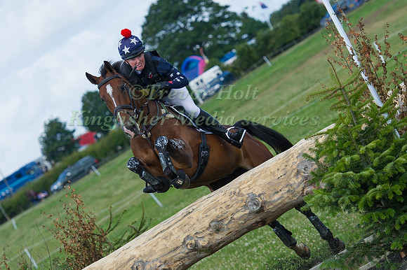 Alicia Wilkinson (GBR) riding Gazelle Dwerse Hagen