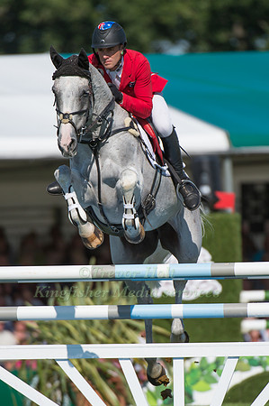 Paul Tapner (AUS) and  Kilronan
