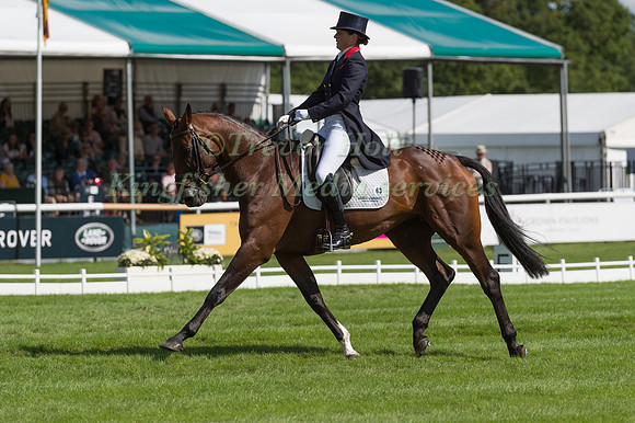 Piggy French (GBR) and Vanir Kamira