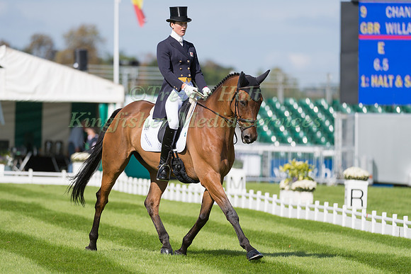 Willa Newton (GBR) and Chance Remark