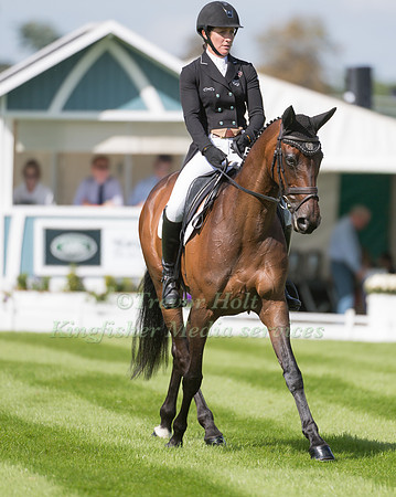 Caroline  Powell (NZL) and Spice Sensation