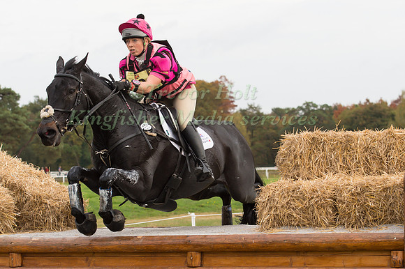 Emma Hyslop-Webb of Great Britain riding Pennlands Douglas