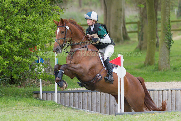 Jodie Seddon and Shenandoah Go Go Gin