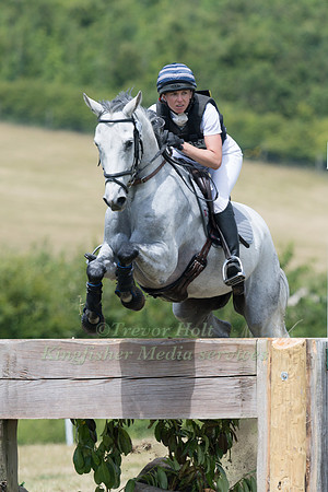 LOGAN  DUFFORT (USA) AND VOLTAGE DE LA NOUEE