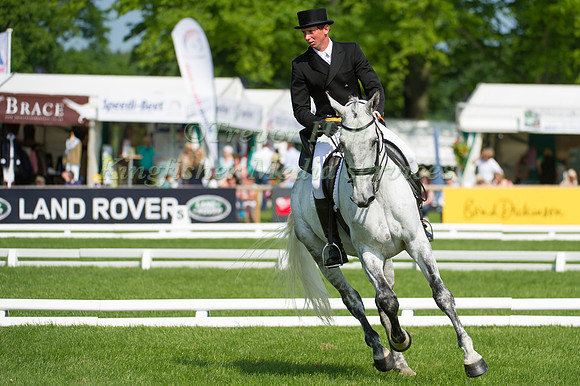 Richard Jones and Cavalier Ford