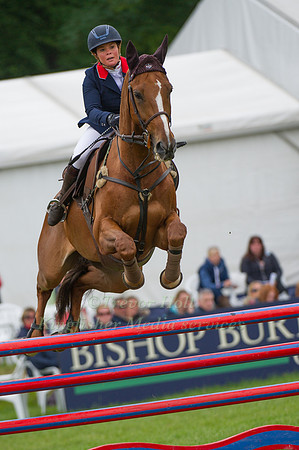 Orlane Hillereau and Naome De Glain