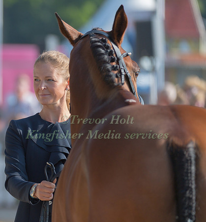 ANNA FRESKGARD (SWE) AND FLY AWAY V D N. RANCH