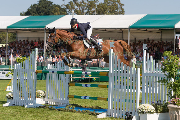 CAMILLE LEJEUNE (FRA) AND TAHINA DES ISLES