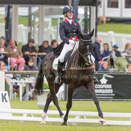 NICOLA WILSON (GBR) AND YACABO BK
