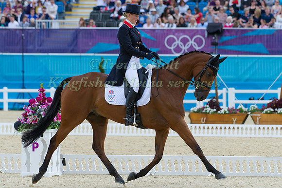 Zara Phillips and High Kingdom prepare to enter the Dressage Arena