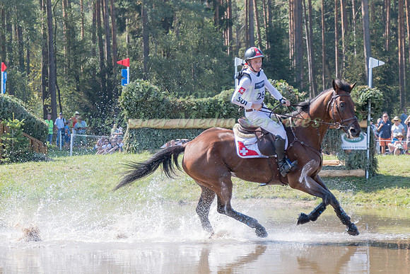 Robin Godel (SUI) and Grandeur de Lully CH