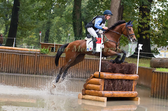 Aurelien Leroy and Rhexia De Petra