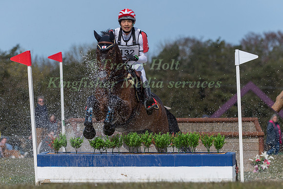 TOSHIYUKI TANAKA RIDING KELECYN PIRATE