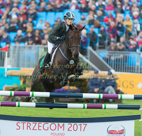 Camilla Speirs of Ireland riding Portersize Just A Jiff