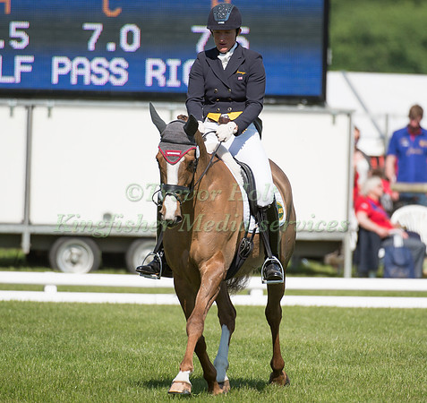 Ruth Edge (GBR) riding The Winter King