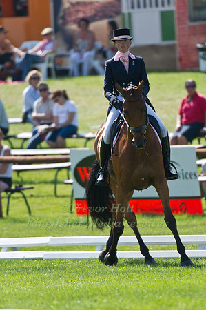 Madaleine Brugman & Katmandu X