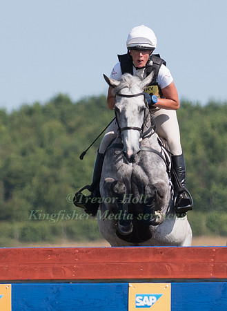 FLORA HARRIS (GBR) AND VARDAGS SARATOGA