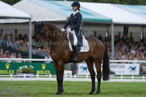 Dee Hankey (GBR) and Chequers Playboy