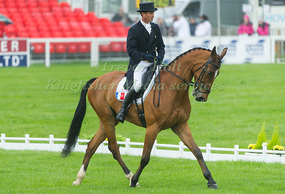 Pascal Leroy and Minos De Petra