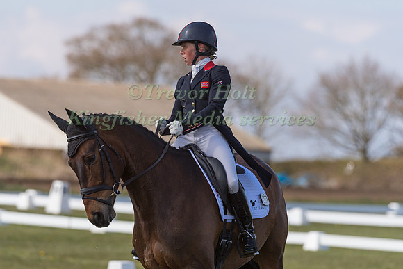 ROSALIND CANTER RIDING LORDSHIPS GRAFFALO