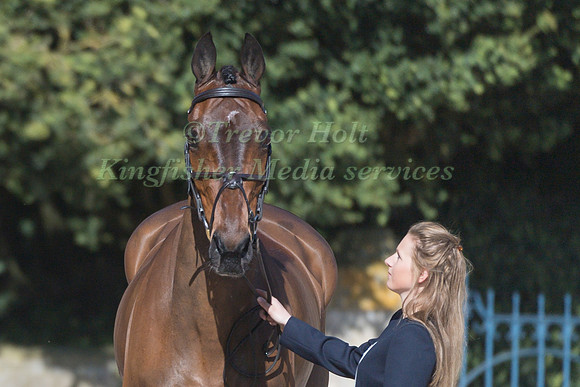 IMOGEN GLOAG  (GBR) AND  BRENDONHILL DOUBLET